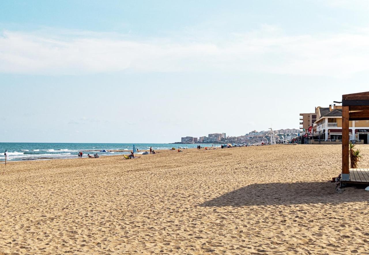 Infinity Beach Торевьиа Экстерьер фото